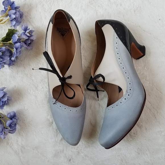 John Fluevog Wonders Lyra Brogue Lace-Up Pump - Picture 2 of 13